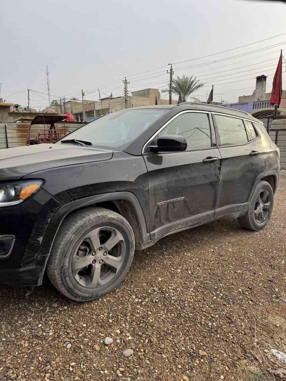 جيب كومبارس 2018بيه جملغ وبنيد السياره بلاك ادشن السعر128وبيه مجال للطيبين***********
