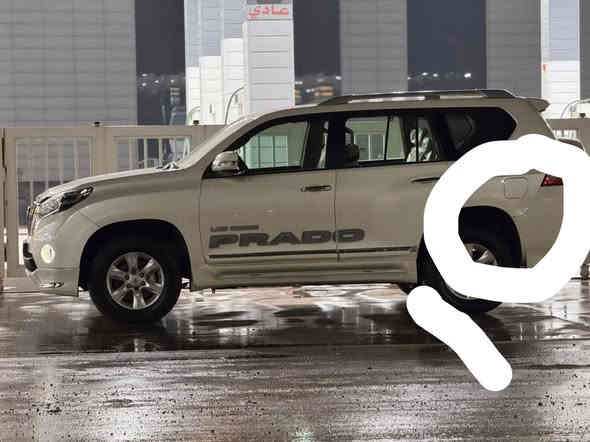 السلام عليكم برادو  2011 محدثه 17 بدون صبغ ماشيه 185 السياره كلشي جديد بيه صدر تخم تاير كلشي مكفول حته السماعات شاد سستم بيه الاصلي امئشرلك المكانات الي بيه ملاحظات مو صبغ السعر 250ورقه وبيه مجال 
مكان بغداد 
السياره 6سلندر كويتيه 
***********
