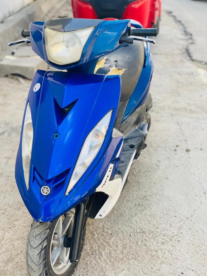 سلام عليكم جيتي أر   دراجه خير من الله نقصه باتري وبلك فقط ***********
