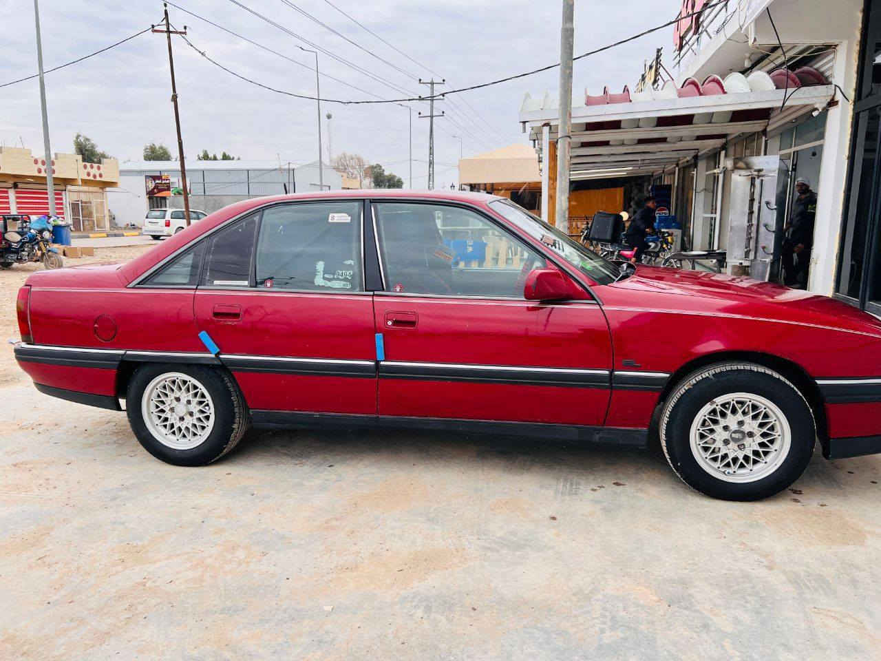 اوبل اوميكه موديل 93 رقم دولي سنويه 27 سياره جاهزه من كلشي تحويل مباشر مكانه واسط،زبيديه/سعر45وبيه مجال  رقم صاحبه ***********
