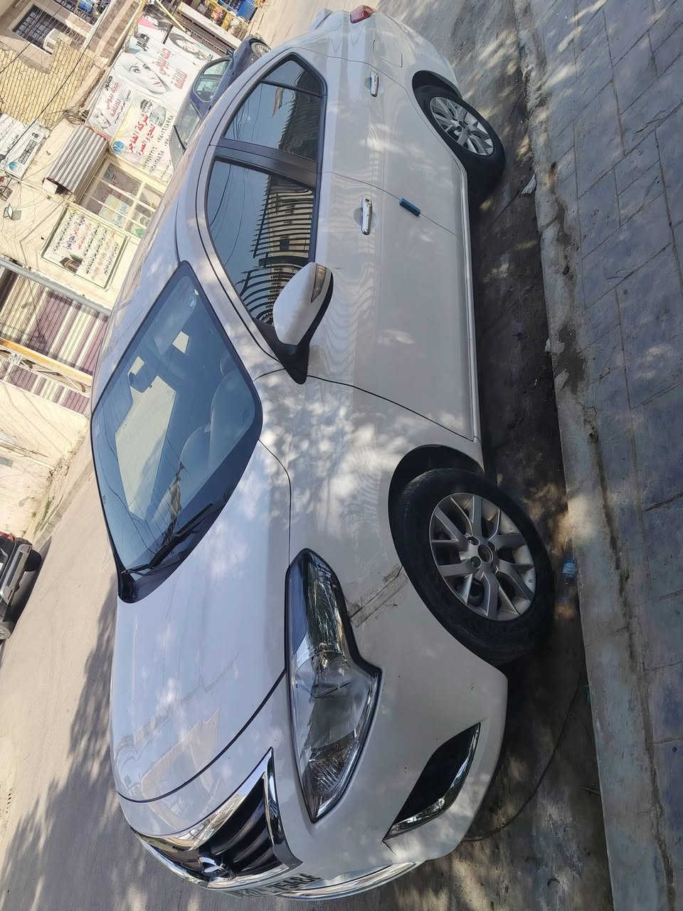موديل 2023 ماشيه 143الف رقم اربيل باسم شركه عارضه للبيع ب 110 وبيه مجال بسيط مكانه بغداد هاتف ***********
