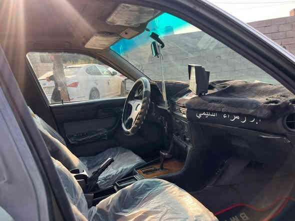 سلام عليكم بيم البيع مديل 1990رقم صلاح الدين الماني شرط التحويل محرك وكير شرط محرك مسكر 28 كير اوتمتيك كهربائية تخم تاير جديد وصدر جديد وترايه البصره وكهرايات كله شقال السيارة احله من الصوره السعر 57وبيه مجال الطيبين مكانك الرمادي رقم الهاتف/***********
