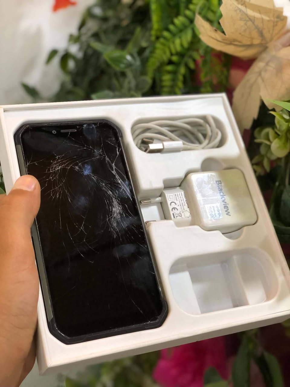 فقط كركوك👍
للبيع جهاز BV9600bro4Gالجهاز معالجهه حييل قوي موصفات ذاكره 128 رام عشوائي16 الجهاز اجالي هديه فتحته من الكارتون وكع من ايدي وانكسر الجهاز شغال كل عيب مابي بس يرادله شاشه محترك الشاشه سعر 150 الف بي مجال الجديد ماله ب250 الف ويرهم مراوس بأيفون وانطي فرق وشكرآ❤️


**إذا كنت صاحب هذا الإعلان وتريد حذفه لأي سبب، رجاءا أرسل رسالة إلى الدعم الفني**