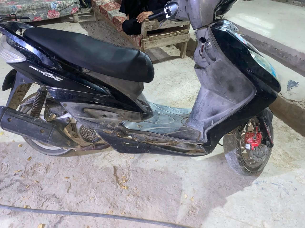 سكنس فحل كابريتر نضيفة  كهربائية كلهة شغاله نقص كفر واحد ول مني فيز ضايعة موجودة بمريدي ب5 الاف دراجة كدامك وتساب ونتصال  *********** او مراسلة لصفحة   سعر 650

