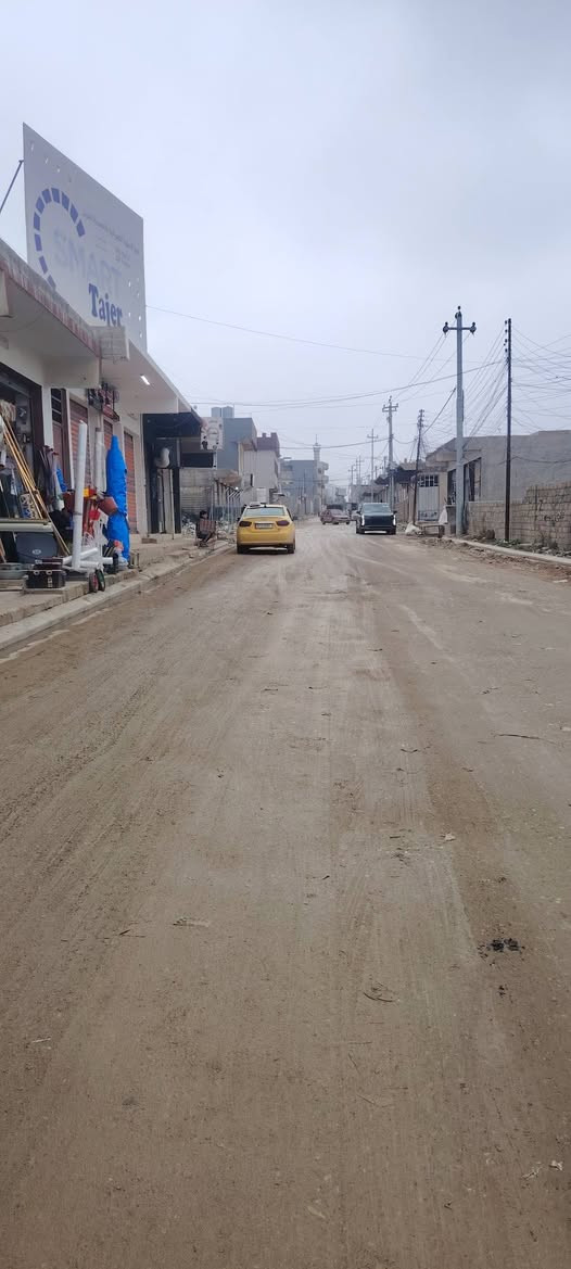 عقارات مكتب صكر الهاشمي حي القوسيات ارض للبيع
السعر المتر 250 الف وبي مجال 
الاستفسار على الرقم 
***********
***********
