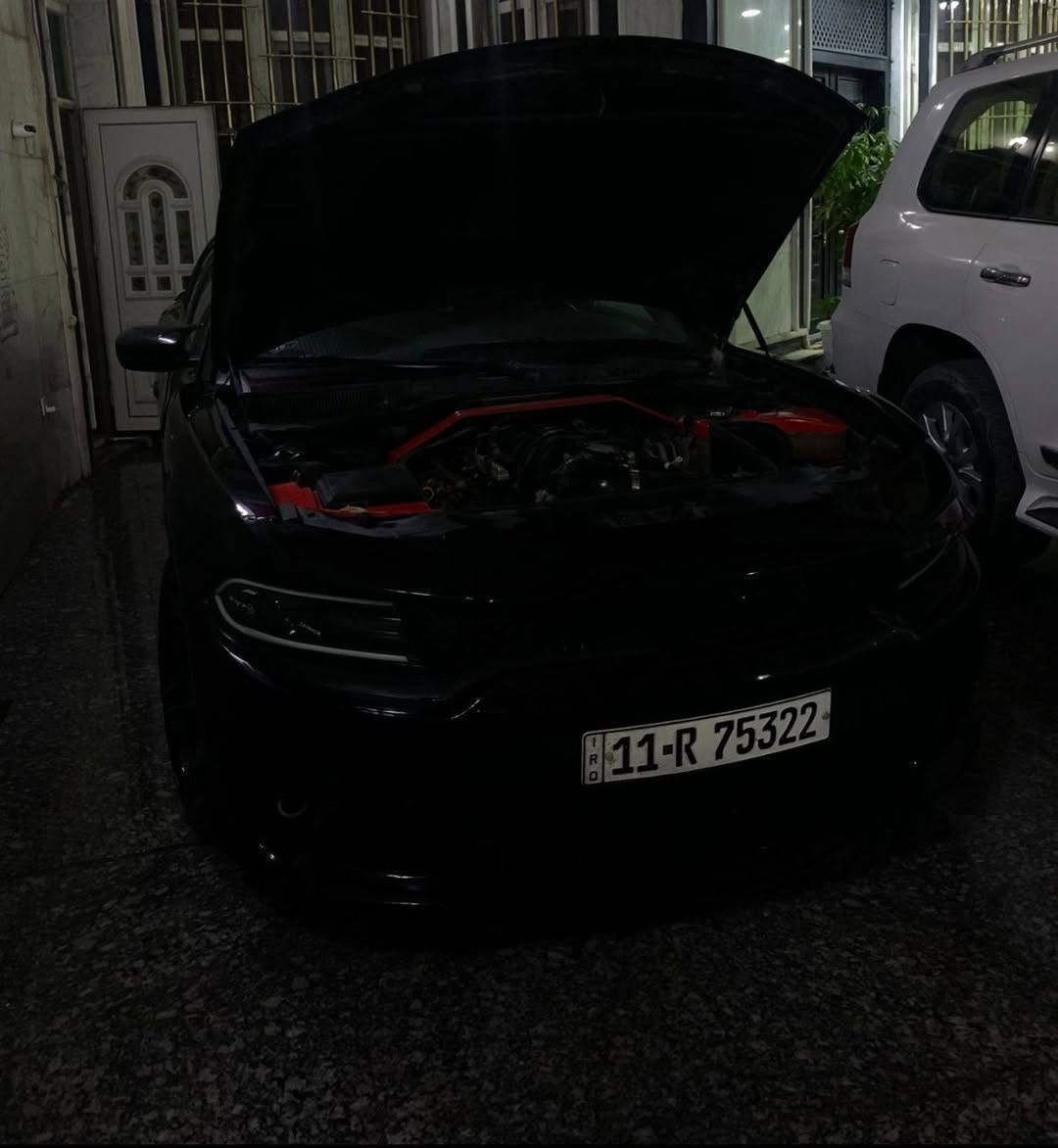 جارجر RT  سوبر تراك موديل 2022
ماشيه 30k ميل فول حلوة مواصفات 
محرك كير واير بشرط  
سيارة حيل نظيفة كلشي عل بلاد جديد 
سنوية هزة كلشي جديد مدفوع لـ
باسمي السنوية بشرط تحويل وغرامـة
سيارة مابيـها دينار مصرف كامل من كل نواحي
ضرر جاملع وبنيد وشخط صغير بالباب مال السايق
السياره مبرمجه كتوف وهوائيات ولداتها متغيره ومال جني ماخذها وصارلها فوك الست شهور مطبوكه
رقم صاحب سيارة ***********
