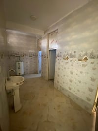 للايجار شقة كبيرة غرفتين نوم وصالة واستقبال وصحيات كبار حي الجامعة نها...