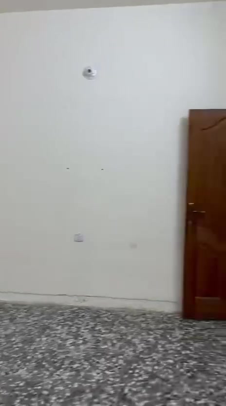 بيت للأيجار في القاهره حي المعلمين يحتوي على استقبال ومطبخ وخدمات في الطابق الارضي وغرفتين نوم في الطابق الثاني للأستفسار ***********
