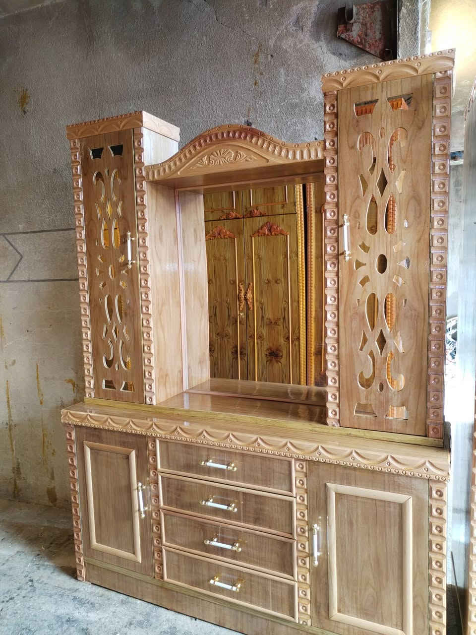 السلام عليكم اليوم احلئ عرض خاص فتره محدوده غرفه ابرج ناصي موديل حديث جديده الصبغ حراري صاج نقش زان دنكه زان السعر 750 الف فقط بدون معامله العنوان موصل باب جديد داخل ساحة نادي الفتوه الرياضي مقابل افران السيد  *********** اسيا *********** اقساط ما عندي والما يشتري لا يخابر  السعر ثابت بدون معامله..
