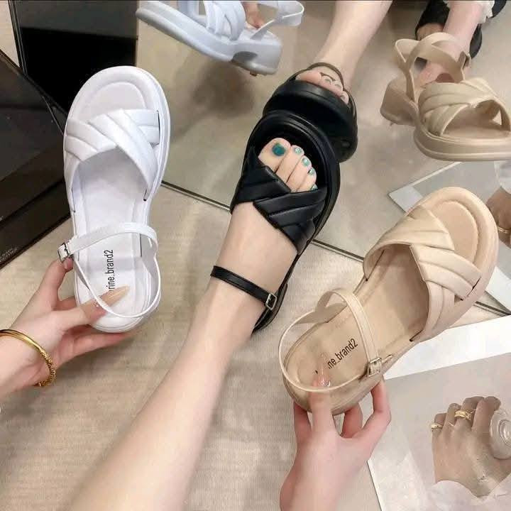 ب3 القطعه
تخفيضات رمضانيه
صندل نسائي بناتي
لحكن قبل نفاذ الكميه
توصيل متوفر
صور الموديلات والقياسات المتوفره داخل الاستوري


**إذا كنت صاحب هذا الإعلان وتريد حذفه لأي سبب، رجاءا أرسل رسالة إلى الدعم الفني**