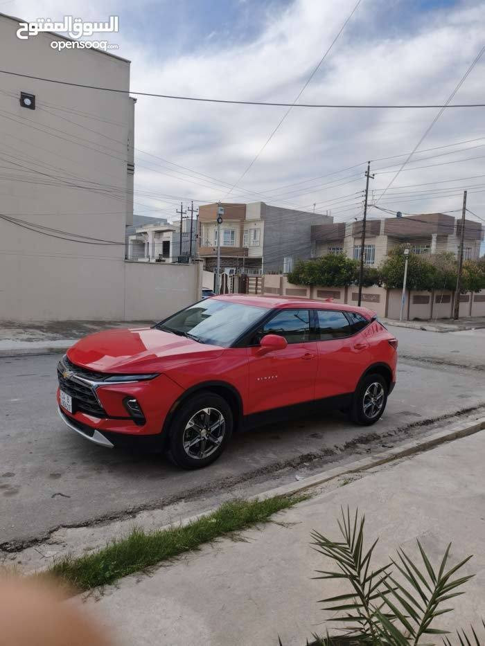 Chevrolet Blazer 2023 2LT
سيارة حرة مرقمة وجاهزه ترايك لاربيل
 مستوردها بنفسي ، محتاج فلوس لذلك
 عرضتها ، مسافر بيها السعودية مرة و للشمال 3 مرات رزنه و ناعمة بالطريق محرك 2000 تيربو ، تشتغل بانزين عادي ومحسن بكفائه عاليه 
طخم تايرات جديد
حادث خفيف الصور مرفقه فقط البنيد مبدل ، ايرباكات راجعه سستم

السعر 210 قابل للتفاوض
***********
