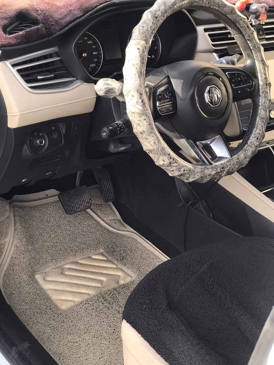 سلام عليكم سياره MG5موديل21رقم بغداد مواصفات كامره شاشه كبيره اشاير بلمري مثبت سرعه تحتوي ع منظومه غاز بيه صبغ شبر بابين وباب جهه السايق مبدل  وباردات بسيطه مكاني نجف

*********** واتساب فقط
