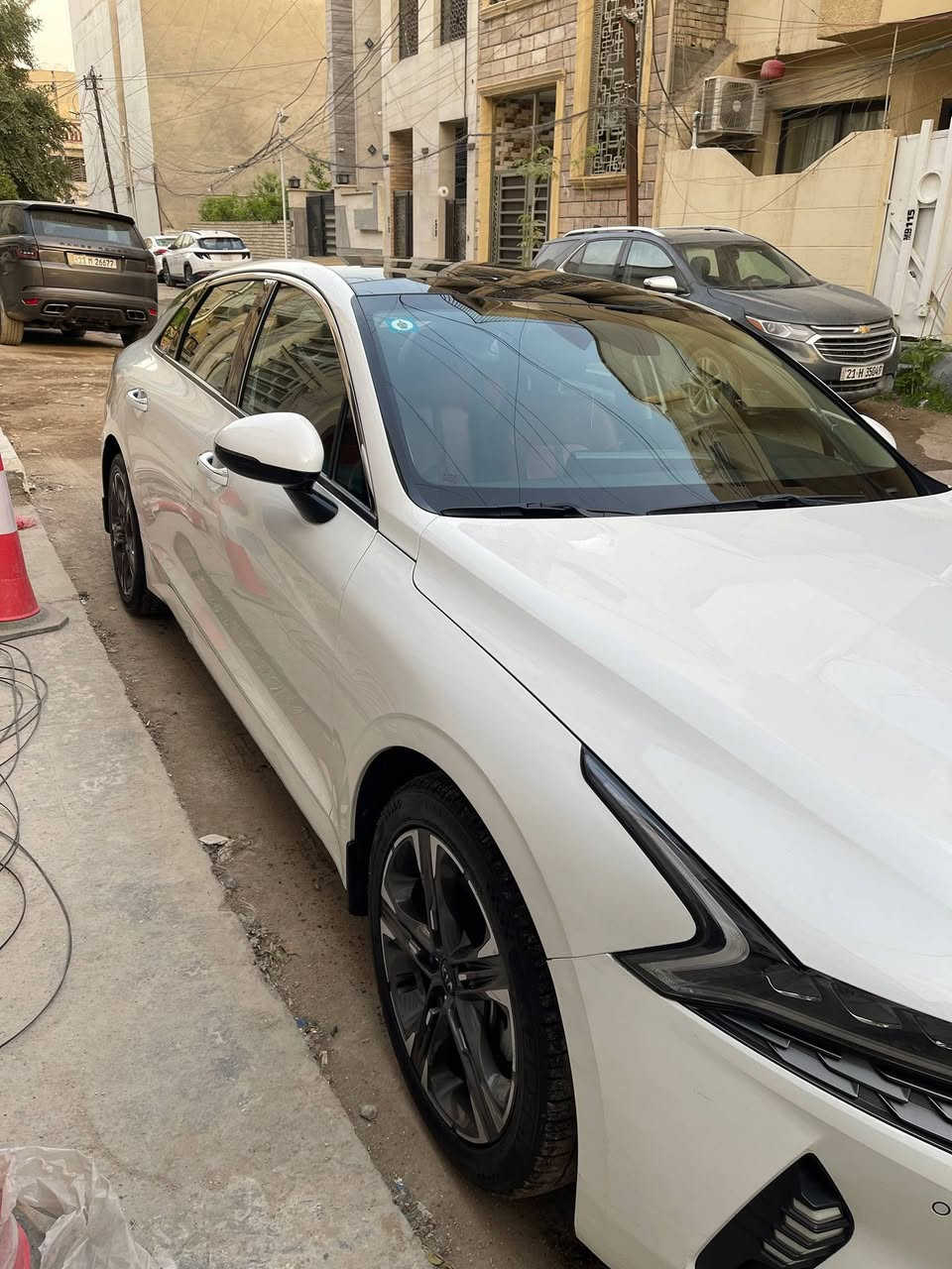 K5 2021  وارد خليجي
محرك 2000 دوش
رقم بغداد 
فول مواصفات 1/1
ماشيه 76km
بيها بارد ورش صبغ بسيط بهلال الجاملغ الخلفي عكس السائق كما موضح بالصوره
ب195$ ورقة وبيها مجال بسيط
.
فقط واتساب ***********
