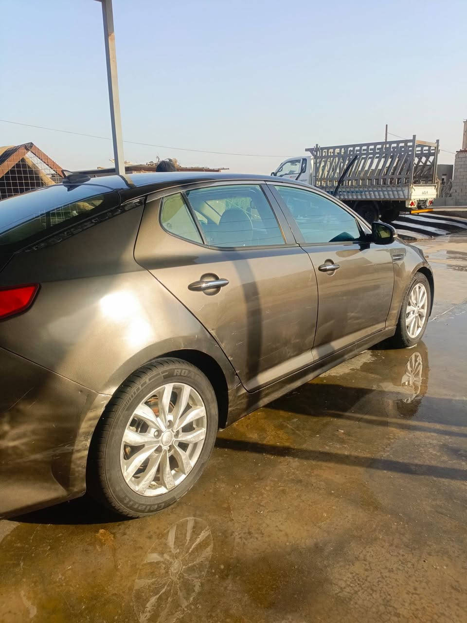 السلام عليكم
كيا اوبتما 2014 وراد امريكي 

السياره باسمي رقم دولي 
ضربته جاملغ جهة السايق امريكى 
السعر105$ بيها مجال 
العنوان الديوانيه
رقم الهاتف 
***********
