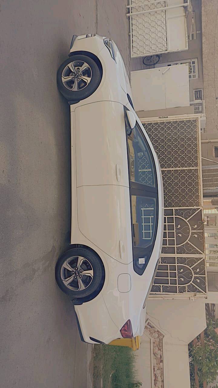 محرك 1.6
سيارة مكفولة من صبغ وتبديل بيها بارد بسيط
ماشيه 120 حقيقي
كير محرك صدر تبريد مكفول
رايدها 143 وبيها مجال بسيط
مكاني بغداد الشعلة 
سيارة باسمي شرط عقد مروري ابيع
***********
