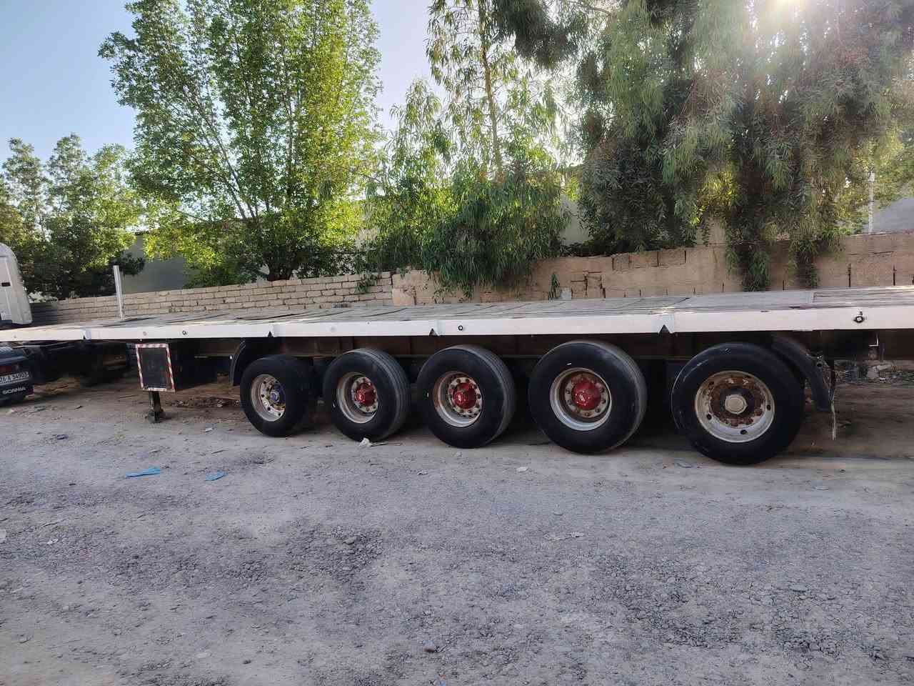 السلام عليكم للبيع عربانه اوربيه 2 رفاع 3سبرنك شاصي مكفوله لاكسر ولا فطر 3 ازواج دلب ياباني جديد هوه وكهرباء كامل للإستفسار الاتصال على الرقم ***********
