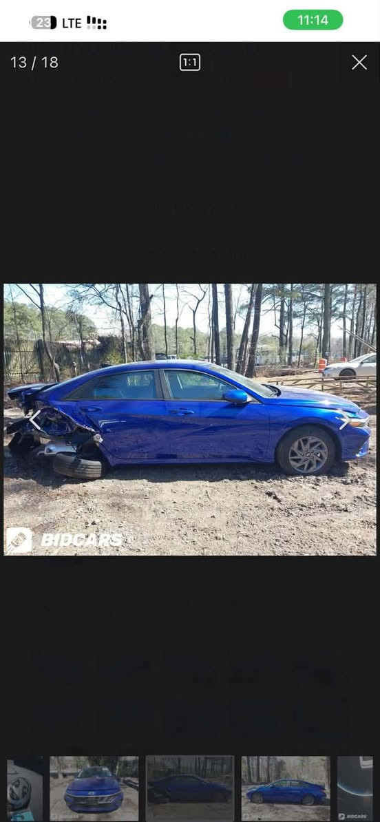 السلام عليكم
هونداي النترا وارد امريكي 
ماشيه 32
محرك 2000 دوش 
حادثها جاملغ خلفي صور الحادث بالمنشور
مواصفات 
بصمه تشغيل 
بصمه ابواب
شاشه 
كأمره 
تحكم ستيرن جهتين 
تحديد مسار 
بعد بيه مواصفات
مكانها بغداد 
السعر 165 بيها مجال  
رقمي ***********
