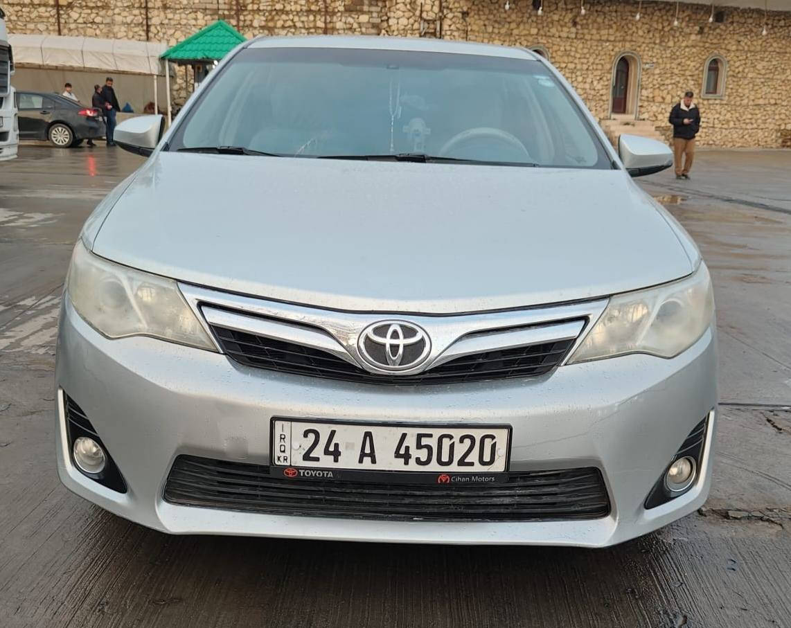 سلام عليكم
بيع فقط
كامري امريكي
 LE
 موديل 2012
  ماشي 289 الف حقيقي سياره بلا صبغ فقط بي تكحيل كير شرط  محرك مبدل جديد مامفتوح رقم سنويه جديد شرط التحويل السعر 123 بي مجال قليل مكان السياره دهوك رقم موبايل *********** وتساب دهوك, العراق
