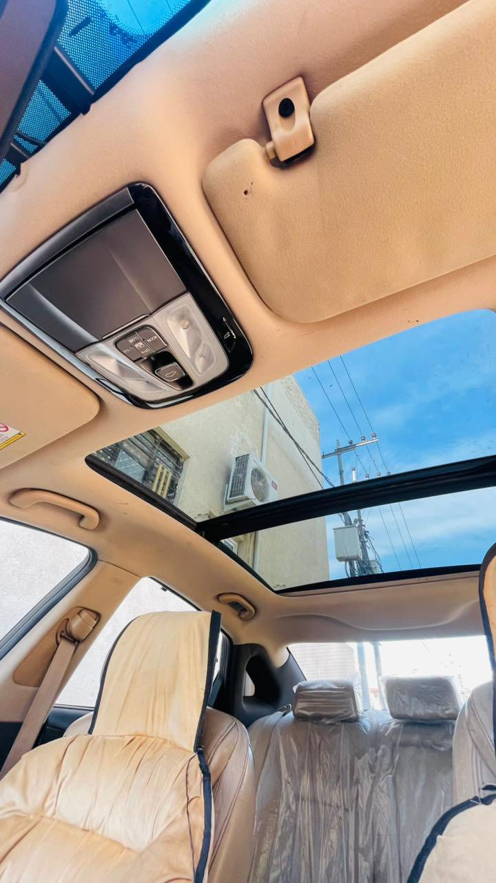 سلام عليكم 
ازيرا 2012 خليجيه رقم اربيل الدولي 
السيارع كفاله عامه مكينه مامفتوحه ع وضع الشركه 
كير مامفتوح على وضع الشركه 
فول مواصفات vip اخر فئه السياره مال بيت جديده بمعنى الكلمه السعر 118 وبيها مجال مكاني بابل الاسكندريه للأستفسار اكثر اتصل ***********
