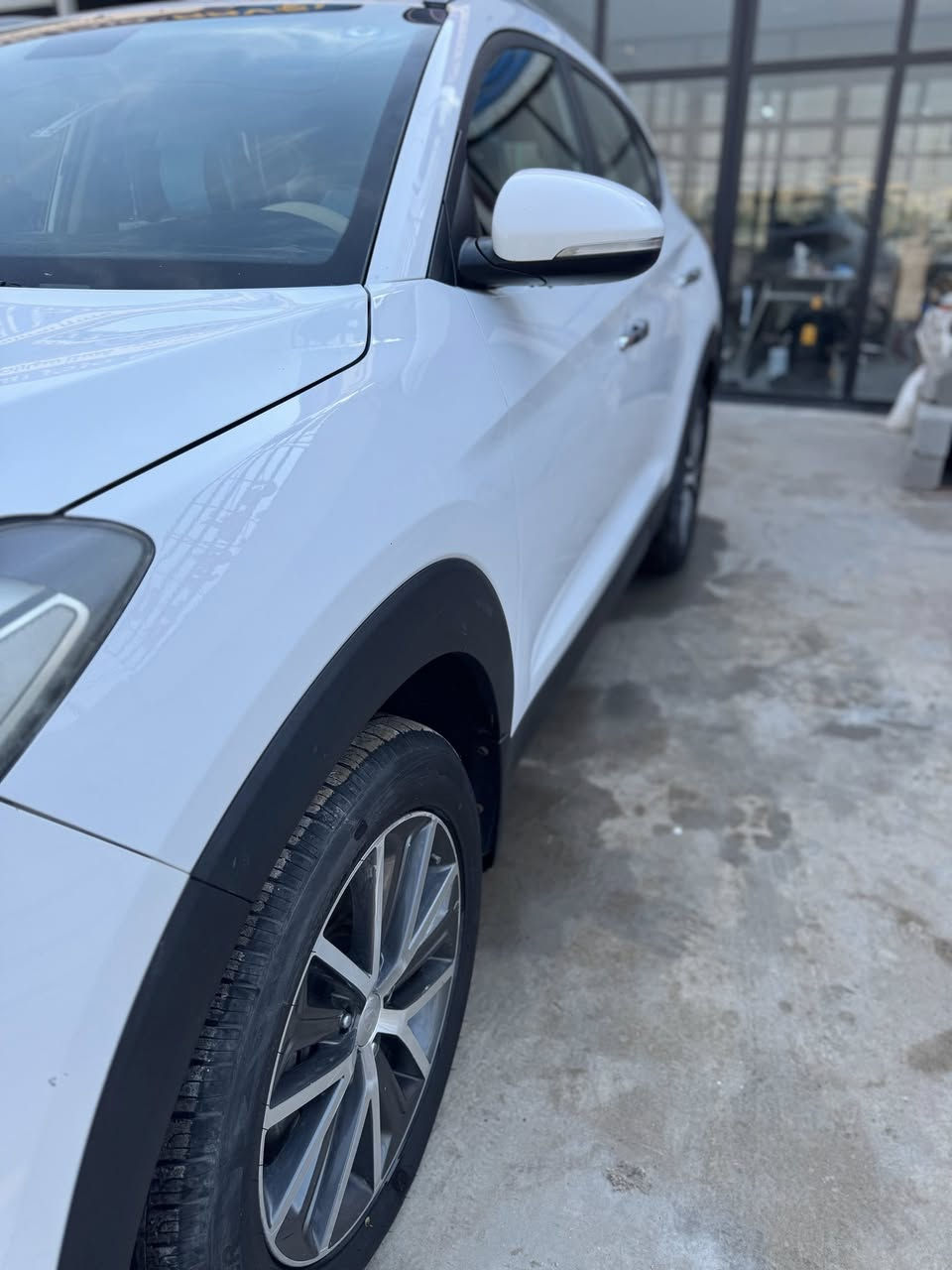 للبيع توسان خليجي 2017
⚙️ كير ومحرك مكفولات
🧭 العداد 247 ألف كم
❄️ مكيف شغال تمام
🛠️ تمشي يومي

📌 ملاحظة: ضربة خفيفة بالباب الخلفي موثرة شكلياً فقط 

💰 السعر170 قابل للتفاوض

للتواصل اتصال ***********
