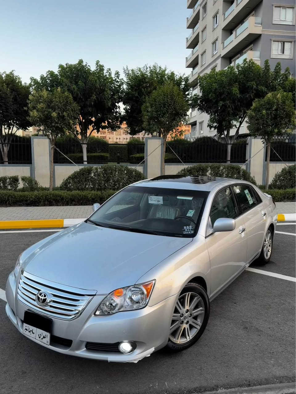 ئەڤەلۆن٢٠٠٩ خلیجی بێ بۆیاخ فول مواسەفاتە نەقسی نیە لە مواسەفاتا زۆر جوان و پاک ماوەتەوە گێڕو مەکینەی نەکراوەتەوە بە شەرت سەنەوی هەمووی تازەیە تا ٢٠٣٠ 
***********
*********** السليمانية, العراق
