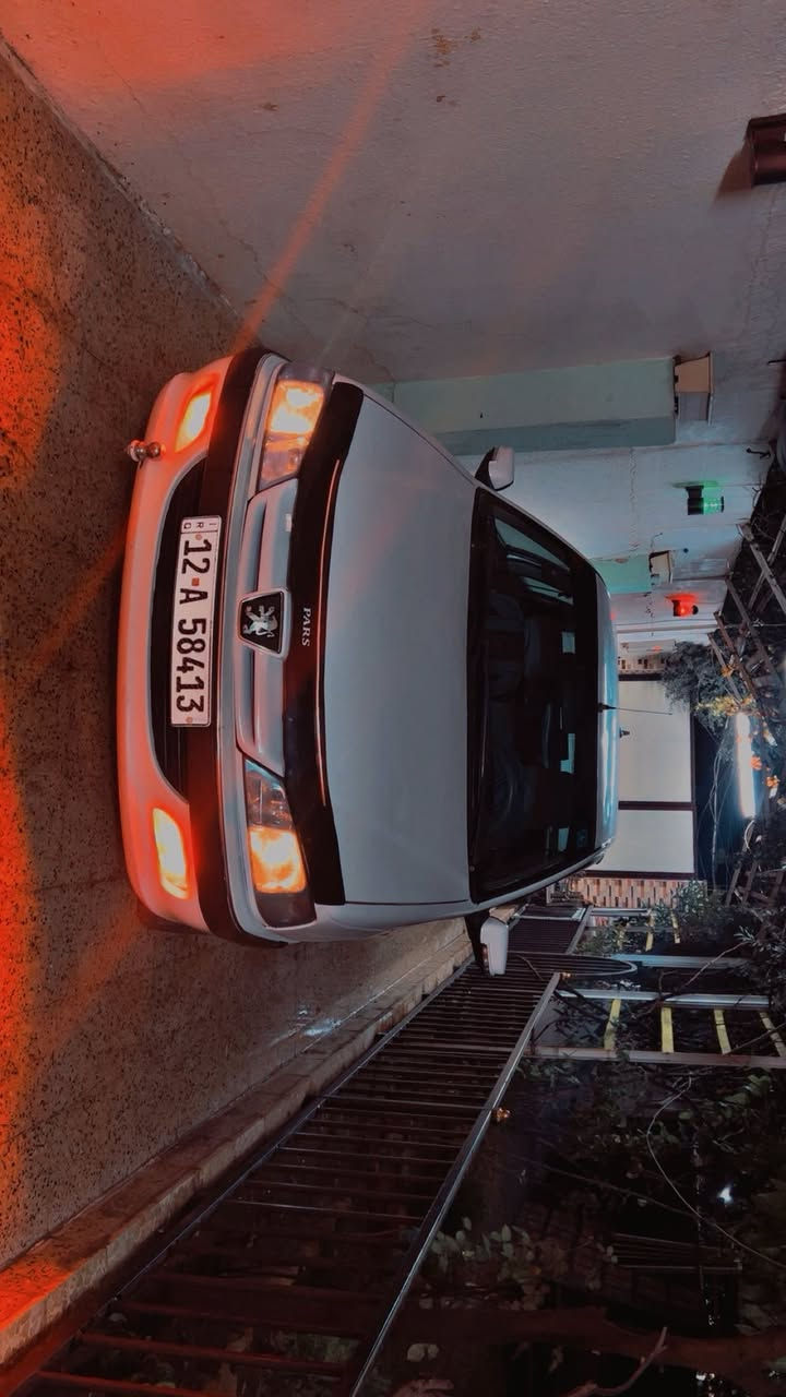 للبيع بيجو بارص مديل 2012 
رقم نينوى انكليزي دولي 
سنويه وهزه جديده
كابون بانزين
تبريد
ليت زينون 
سيارة نظيفه وما ناقصها شي 
بيها فقط الجاملغ الامامي ع يسار صبغ
السعر 50
***********
