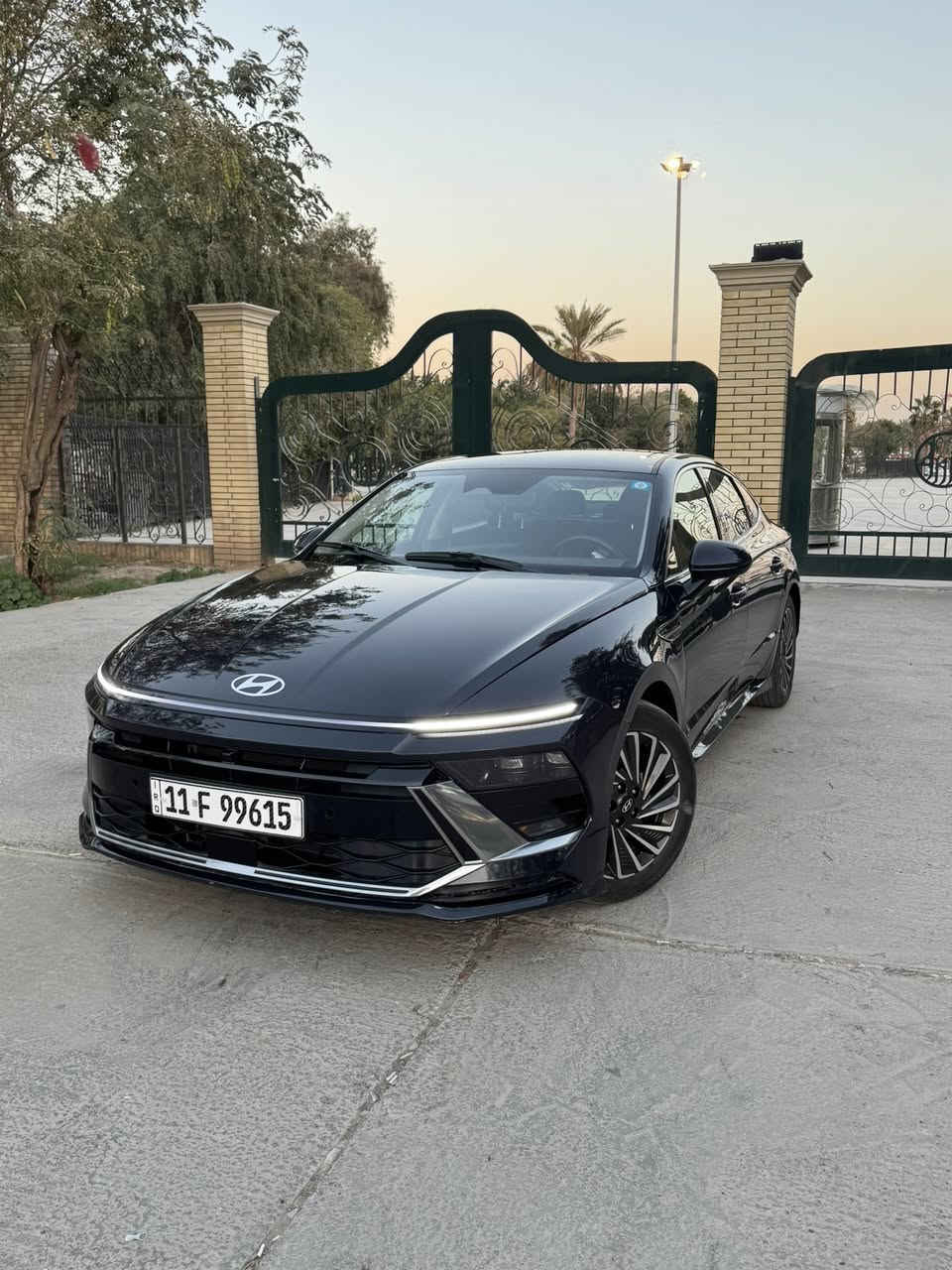 هونداي سوناتا 2025 🏎️
محرك 2.0 هايبرد دوش‼️
بنيد مبدل فقط وجاملغ مصلح نفسه
صور الحادث عالخاص❤️

فول مواصفات عدة البانوراما:
تحكم ستيرن جهتين 
شاشة چبيرة ديجتال تدعم نظام أبل كار بلاي ‼️
شفتات ستيرن 
تنبيه الخروج عن المسار ‼️
رادار أمامي 
حساسات امامية 
رادارات جانبية ‼️
نقط عمياء 
حساسات خلفية 
كامرة خلفية دوارة ‼️
سايد بريك دگمة 
أوتو هولد 
خمس وضعيات قيادة ‼️
بصمة تشغيل 
بصمة أبواب 
بصمة صندوگ 
تشغيل عن بعد ‼️
عينة ديجتال 
كروز مثبت سرعة 
تدفئة مقاعد أمامية 
تحكم تبريد لمس ‼️

السيارة على وضع الوكالة وماعوزهة أيي مصرف تخم تاير الوكالة بعدة بيهة تراي زيرو 
مكان بغداد
سعر السياره 19.500$ وبيهه مجال 💵
☎️0788945999
*********** واتس☎️
