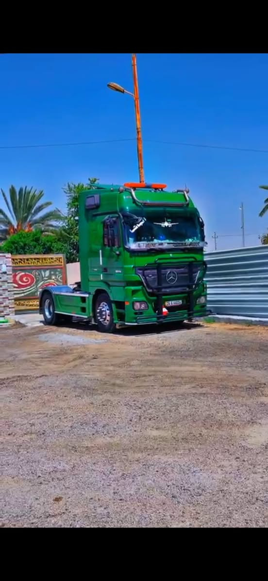 السلام عليكم 
اكتروز دمعه 
موديل 2008 
حجم 18.44
عرجه 12 نمره 
فول مواصفات كامره حساس ثلاجه بردات كهرباء 
تبريد خزن تشغيل عن بعد
رقم دهوك اجنبي تريد بس راس 
تريد فصل وربط ماكو مشكله
سياره جاهزه طوناج جي بي اس 
السعر :350$ ورقه بس راس
العنوان : الفلوجه / الخط السريع / مدينه المعارض 
معرض الرشيد 
للاستفسار :*********** او مراسله الصفحه
