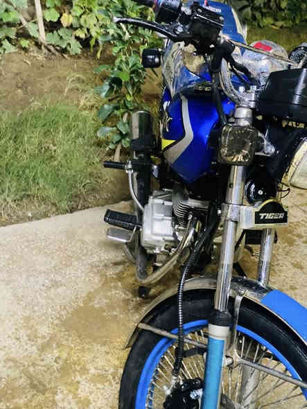 ماطور تايكر لبيع موديل 2023 
نشاط يأكل الكاع 
لايت عالي ناصي 
 السعر 500 وبي مجال ل شراي 
***********  خابر ودلل.  مكاني الشركاط تجي وتدلل
