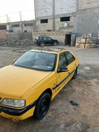 بيجو 405 للبيع.  السعر 16 07810825610  مكلف بلنشر