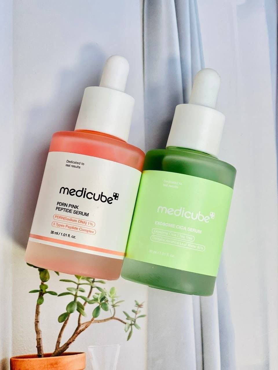 عرض السيرومات الكورية الأصلية ✨من ماركة Medicube 🇰🇷 إذا تعانين من مشاكل بالبشرة مثل الحبوب، الاحمرار، البهتان أو فقدان النضارة… هذا العرض راح يكون الحل المثالي إلك 💯

1️⃣ سيروم  الوردي  من Medicube 🇰🇷
✨ يحتوي على PDRN (DNA السلمون) + بيبتيدات
✨ يساعد على تجديد خلايا البشرة
✨ يقلل التجاعيد والخطوط الدقيقة
✨ يعطي امتلاء ونضارة طبيعية للبشرة
✨ مناسب للبشرة الباهتة والمتعبة

2️⃣ سيروم السيكا الأخضر من Medicube 🇰🇷
💚 غني بخلاصة السيكا (Cica) المهدئة
💚 يقلل الحبوب والاحمرار
💚 يهدئ البشرة الحساسة والمتهيجة
💚 يعالج آثار الحبوب والتصبغات
💚 يرطب البشرة بعمق بدون ما يسبب دهون

منشأ العرض كوري 💯🇰🇷
سعر العرض 20 الف 
🚘يوجد خدمة توصيل لجميع محافظات العراق ٤ الاف🚘


**إذا كنت صاحب هذا الإعلان وتريد حذفه لأي سبب، رجاءا أرسل رسالة إلى الدعم الفني**