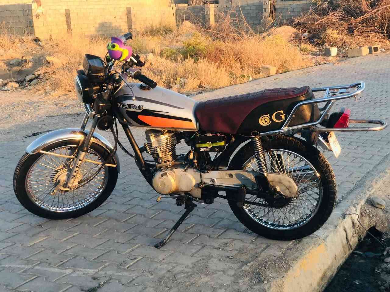 سلام عليكم دراجه للبيع نامه 3احرف نشاط فول مجفت جديد 
محرك شرط لاصرف ولا بخار تواير جدد وياله جدد كهربائيات كله 
شغاله ما بيها اي نقص موديل 20 سعر 275بيها مجال بسيط لشراي ***********مكاني كركوك حي العسكري
