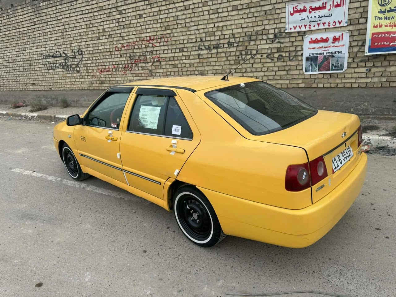 سلام عليكم شيري كوين موديل ٢٠١١ سياره جاهزه من كلشي تحويل ثاني يوم كهربائياتهه شغاله تبريد ثلج باتري جديد صدر جديد تخم تاير حته لسبير جديد مصفره هيئه وغرامات سنويه لل٢٦ مكينه جديده لا صرف ولا بخار مكان بغداد رقم الهاتف ***********

