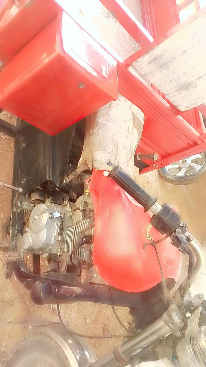 ستوته ام طير موديل 2010رقم سليمانيه نضريفه فول بدي جديد ديالي الخالص الستفسار عله ارقم ***********0 السعر 11000وبيهه مجال
