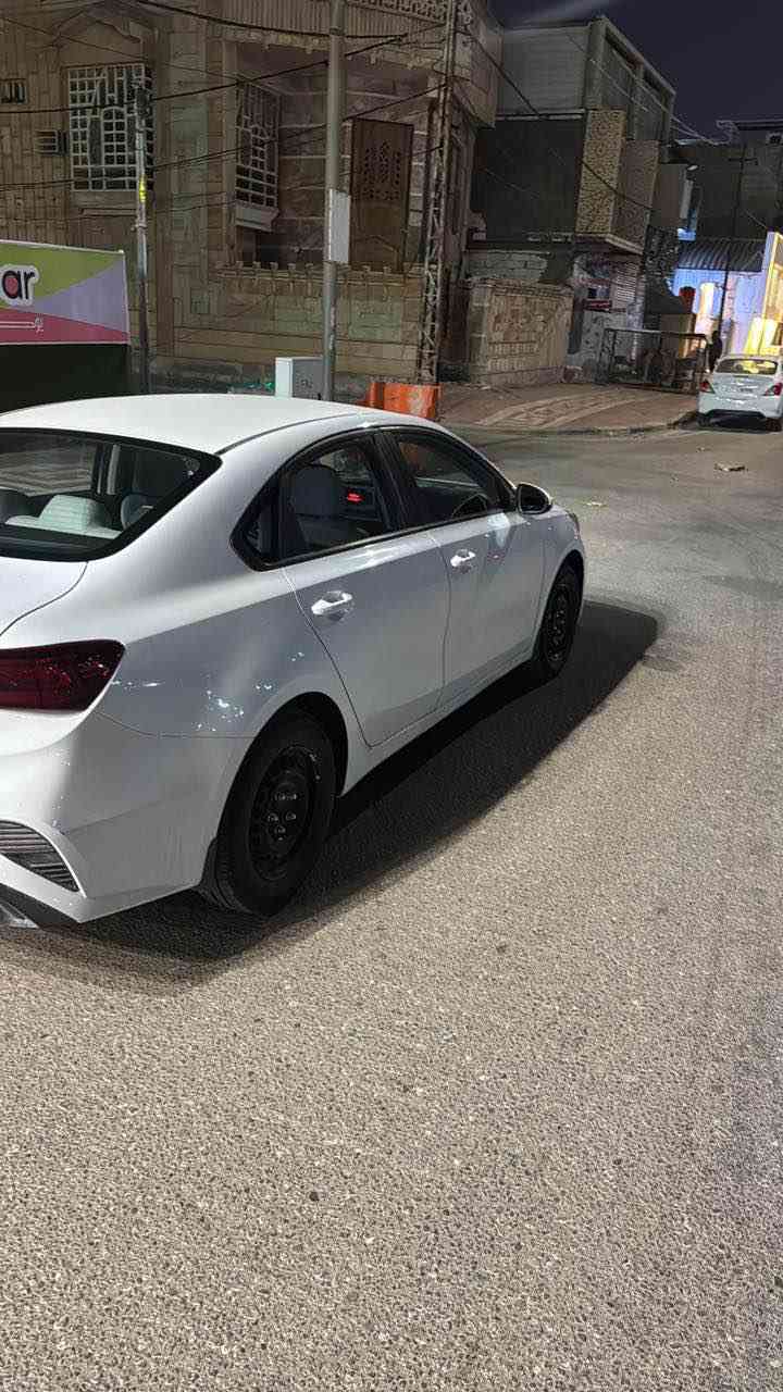 للبيع
سيراتو ٢٠٢٤ 
كفاله عامه 
ماشيه ٢٣ الف
محرك ٢٠٠ تبريد خلفي

للاستفسار 
*********** النجف, العراق
