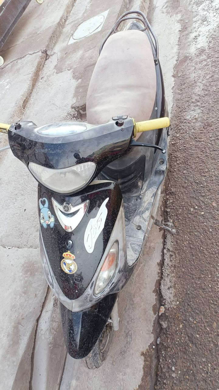 سلام عليكم لبيع دراجة ماكس منغولي 120 شغالة بكل وقت هندر أو سلف بس بيها شغلات بصيطة سلف ماكو تعبان شاير لكهة شغالة لايت زنون بيها 325,أو بيها مجال بسيط 

*********** بغداد الحسينية مال راجدية
