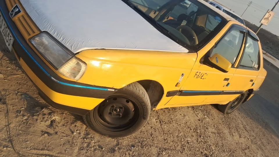 سلام عليكم بيجو جيلكس ٢٠١٠ سيارة حلوة سنوية جديدة مصفرة هية غرامات بيع مستعجل مستعجل عنوان فلكت سلمان باك ***********
