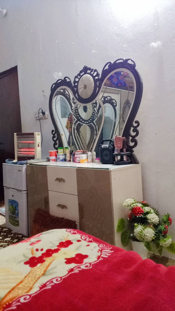 غرفه تركي اي ضرر مابيه
مستعجله عله بيعته سعره 450وبيه مجال


**إذا كنت صاحب هذا الإعلان وتريد حذفه لأي سبب، رجاءا أرسل رسالة إلى الدعم الفني**