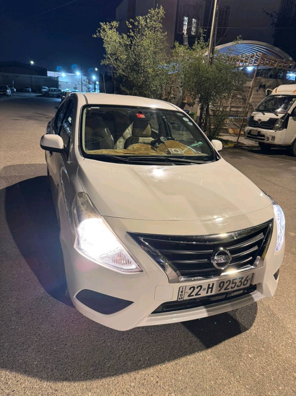 صني موديل 2022 ماشية 70 الف 
بيها اربع قطع 
الباب الايمن عكس السايق مصبوغ بدون بارد بدبي مصبوغ اثر شخوط
الباب الايمن بي حار و صبغ قدر شبرين 
المدكر الايمن الخلفي بي حار و صبغ قدر شبرين
البنيد بي حار قدر شبرين و مصبوغ كله 
السيارة اربيل وكالة 
السعر 108 
المكان -البصرة -الزبير- سوك سوادي