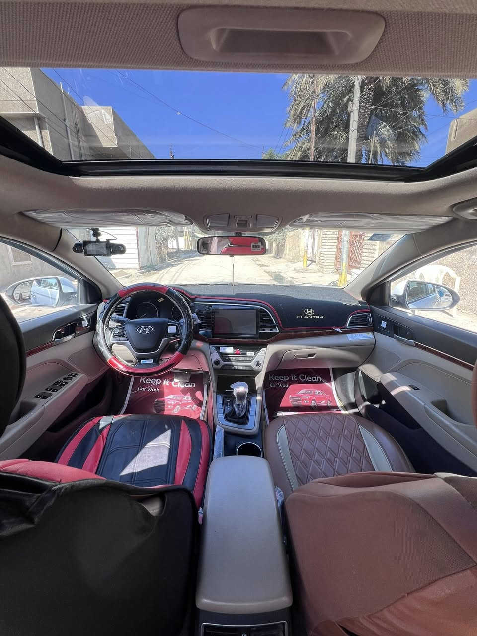 بسم الله 
 
النترا خليجي 2018 (كفاله عامه ) 

لا ضربه لا صبغ لا بارد 
كير ومحرك وضع شركه 
سياره جديده ونقص مابيه 
سبيره بالنايلون 
 ماشيه ١٤٨ كيلو 

مواصفات فول عدا البصمه
لايت زينون
تحكم ستيرن
فتحه سلايد
تبريد قطعتين 
شاشه وكامرا 
حساسات خلفيه
3-انظمه قياده 
سبورت 
ايكو 
عادي
5ويل كب 17 
مري شفط 
اشاير بالمري 

السياره بغداد باسمي تحويل مباشر السعر ١٧٣ 

***********
