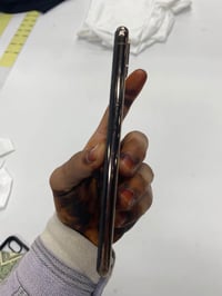 آيفون XS ماكس • ٦٤ • بطارية ٧٦