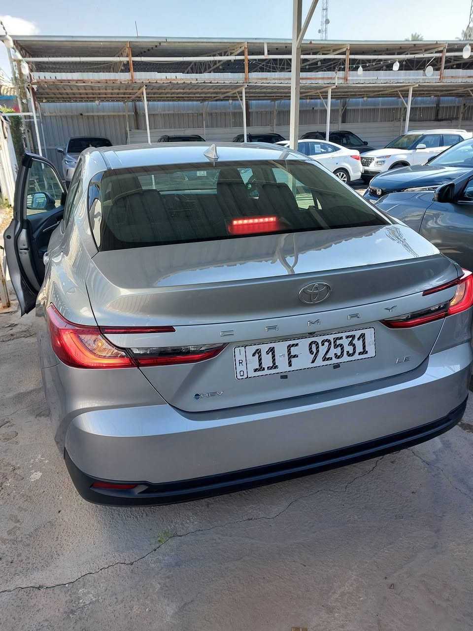 سلام عليكم للبيع تويوتا كامري هايبرد
2025 فئة LE ماشيه 15 الف ميل مواصفات نص فول حادث سطحي بابتين وجاملغ بدون داخل
السعر 22500$ مجال قليل
مكان السياره بغداد معارض الكريعات معرض القمه
للاستفسار ***********
