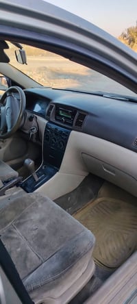 اخواني الأعضاء الاعزاء كورلا بيكاشو ٢٠٠١ سيارة عضمة حلوة وجاردة ممصبوغ...