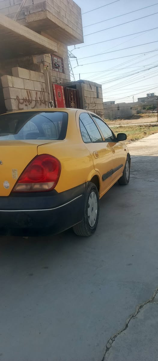 سيارة نيسان سني 2008 
سنوية صارلها يومين من سقطت 
ضررها من گدام 
السيارة 75 وبيها مجال 
نقابة صفر ،صلاح الدين مشروع وطني
مكاني الموصل 
رقم الموبايل***********
