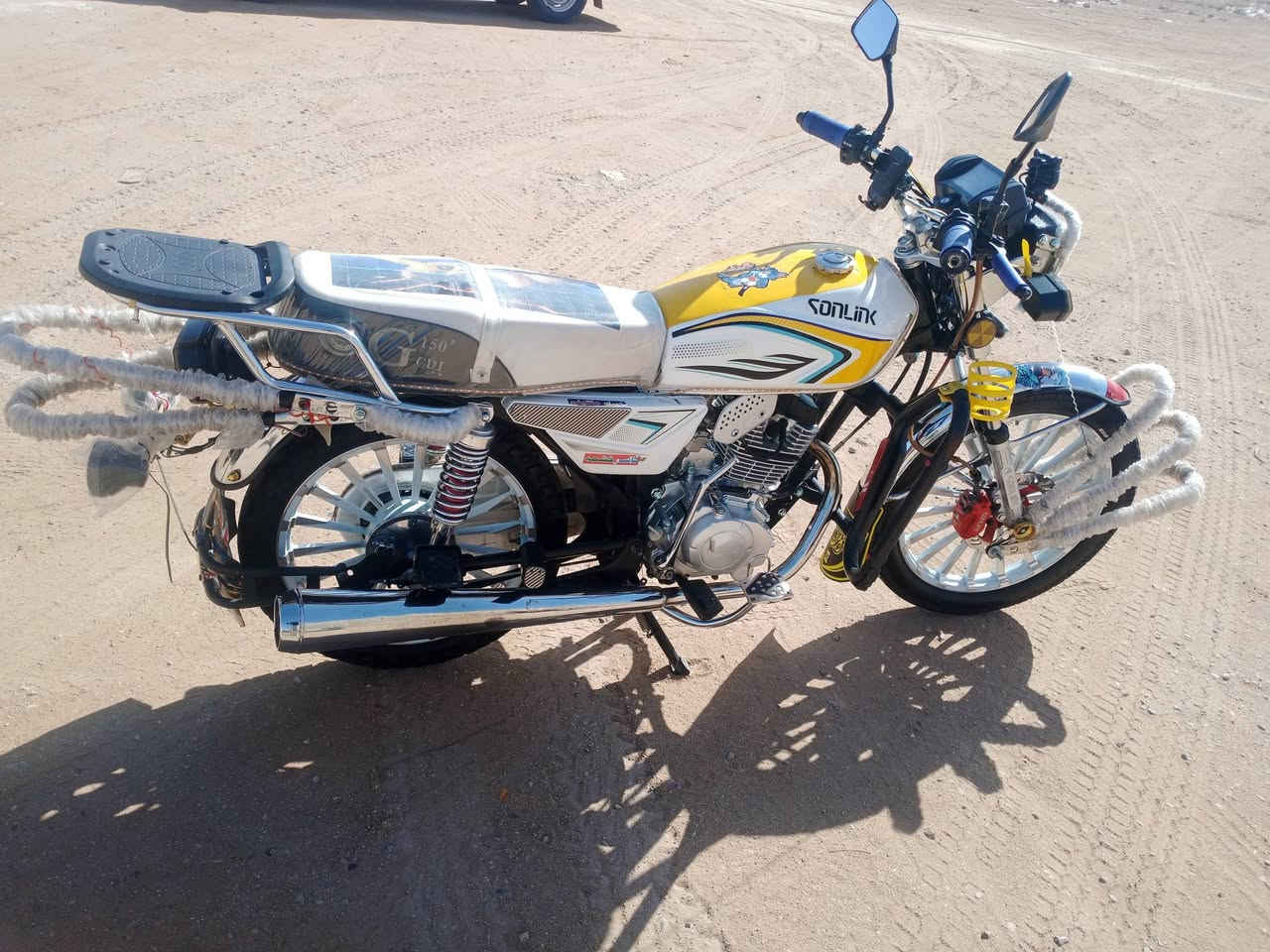 دراجه ايراني موديل 24منفيس فقط محرك ما مفتوح سبحانه ما ممدونه على مكان 5كيلو مدخل حريه سعر 850بي مجال رقم الهاتف ***********....***********
