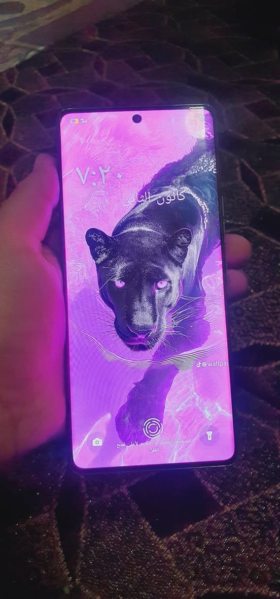 تكنو كامون 40 برو 5Gنضيف شرط مكفول من اي عطل الذاكرة 256السعر 235بي مجال قليل***********
