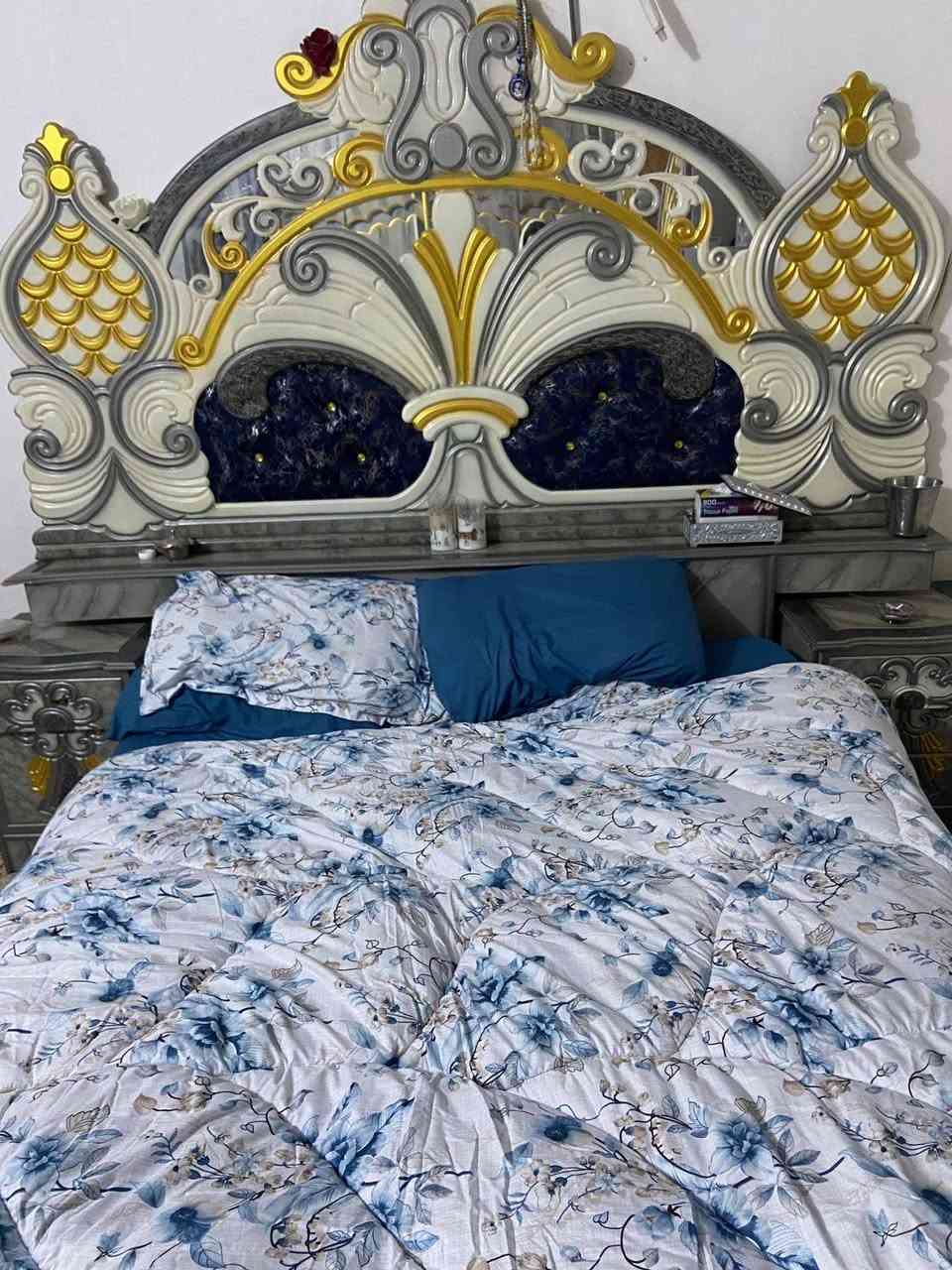 للبيع  ستعمال قليل السعر 750 وبيها مجال قليل ***********
