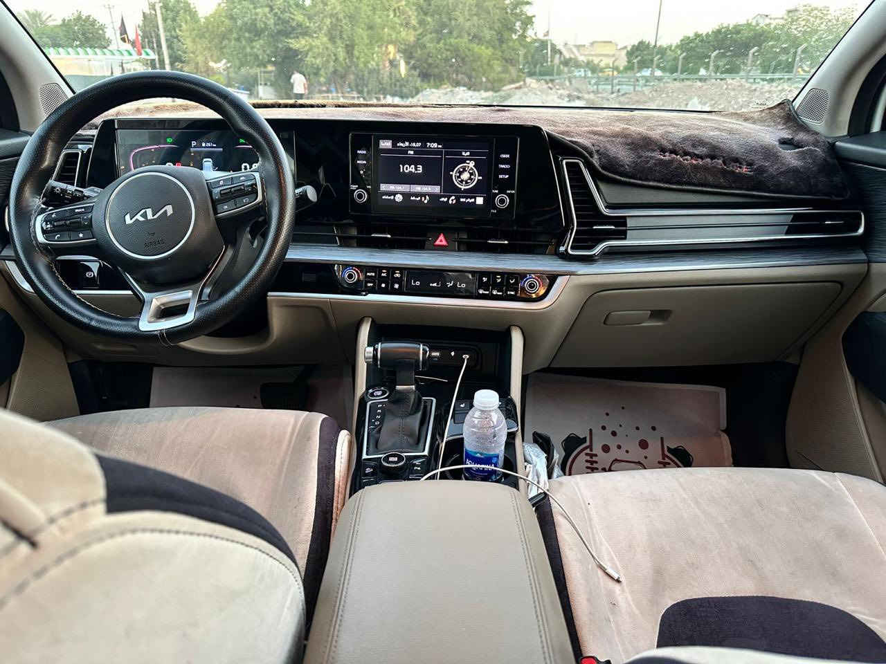 سبورتج 2023 خليجي
ماشية 66 الف
بصمة  
تدفئة كشن 
تدفئة ستيرن
مودات قيادة 
مانع انزلاق 
صندوك كهرباء
نصف فول معروفة موصفتها 
سيارة بيها بارد شبر فقط بل جمالغ خفيف وما مبين
سيارة سعرها 218 وبيها مجال 
***********
+964 771 149 9975
