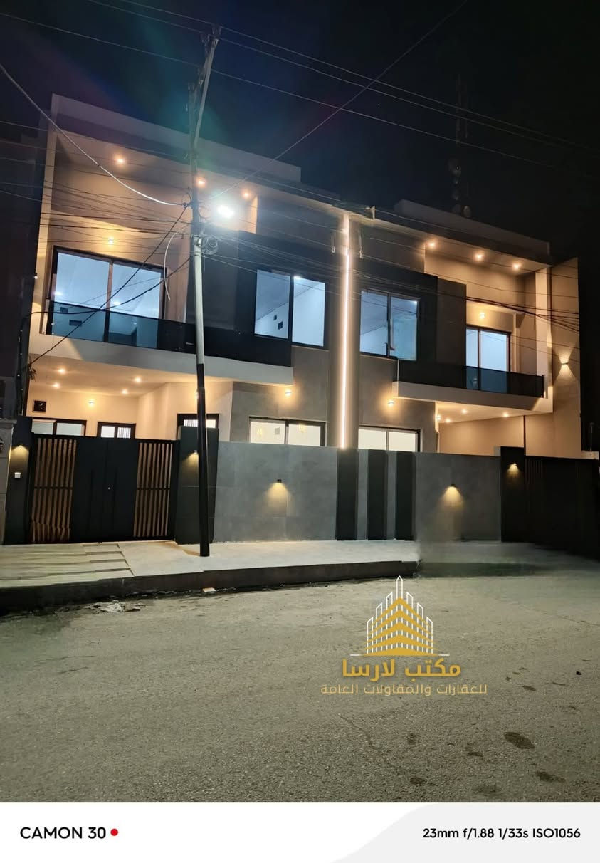 للبيع للبيع
داران تؤام سكني ملك صرف بناء حديث تسليم فوري حي النور مقابل دانيا ماركت خلف شارع العام  بناء vip نظام دكتات كاميرات سبالت وجبسن بورد نافورات داخلي
مساحة الدار الواحد 190م 
طابقين بيتونه سطح كاشي
ط الاول غرفتين نوم واستقبال وهول ومطبخ حار بارد وخدمات صحيه وكراج
ط الثاني خمس غرف نوم وهول وخدمات صحيه
للاستفسار والسعر وباقي التفاصيل الاتصال على الارقام التاليه ***********
***********
***********
***********
او مراجعة مكتب لارسا لتجارة العقارات والمقاولات عنوان المكتب سايدين حي النور مقابل جامع طاهر زيناوه نستقبل كافة العروضات بمختلف المساحات السكني والتجاري
