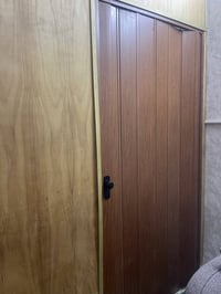 باب سلايت • نظيفه جداً • بيه مجال